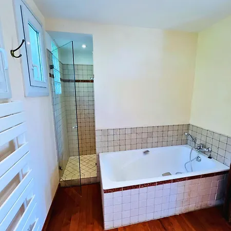 Вилла Villa-cypres-la-polynesie-giens *