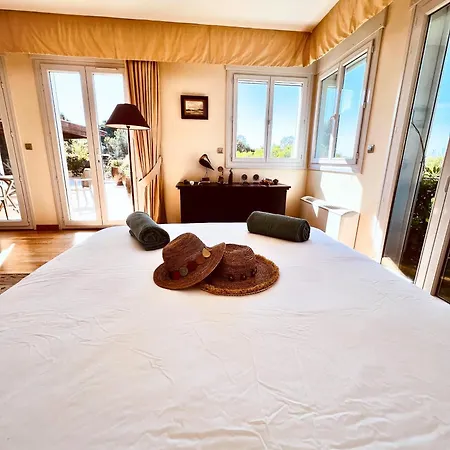 Villa-cypres-la-polynesie-giens Villa *