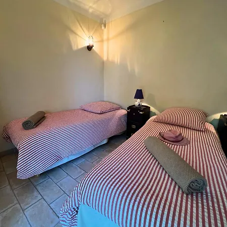 Villa-cypres-la-polynesie-giens ヴィラ