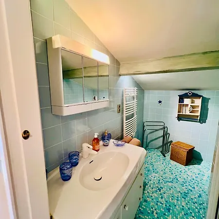 Вилла Villa-cypres-la-polynesie-giens Йер