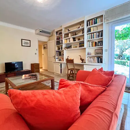 Villa-cypres-la-polynesie-giens * イエール