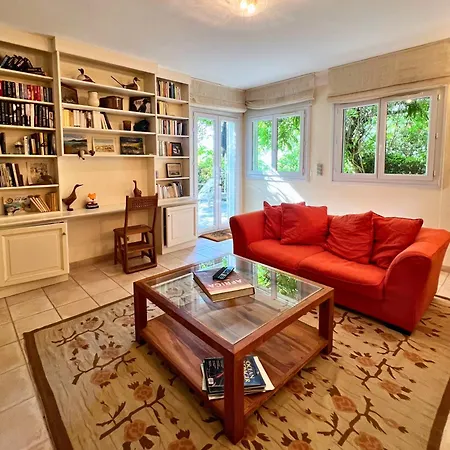 Villa-cypres-la-polynesie-giens Йер