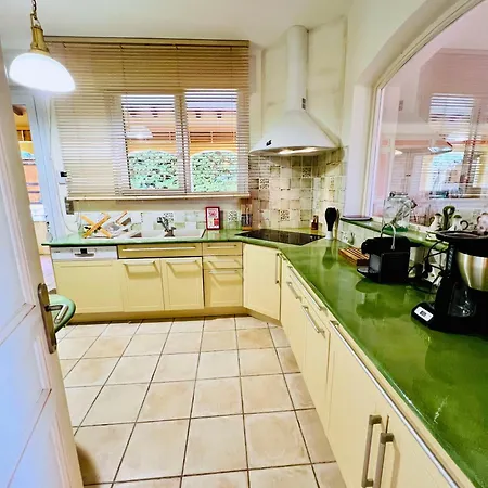 Villa-cypres-la-polynesie-giens * Йер