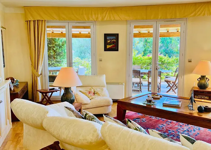 Villa-cypres-la-polynesie-giens * 히에레