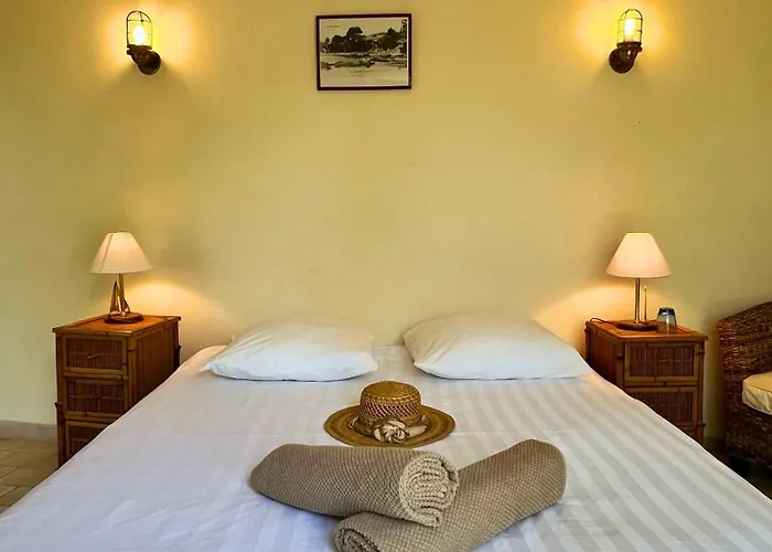 Villa-cyprès-la-polynésie-giens * Hyères