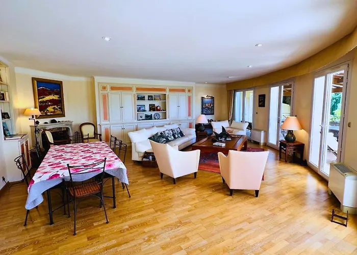 Villa-cyprès-la-polynésie-giens *