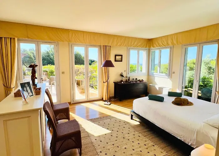 Villa Villa-cyprès-la-polynésie-giens