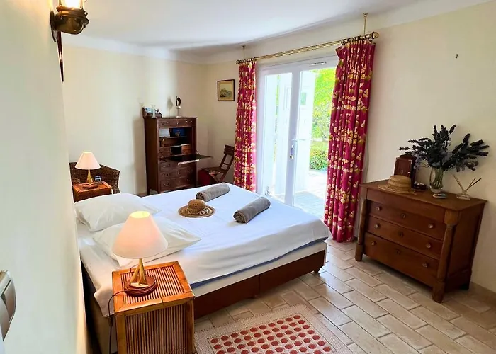 Villa-cyprès-la-polynésie-giens * Hyères