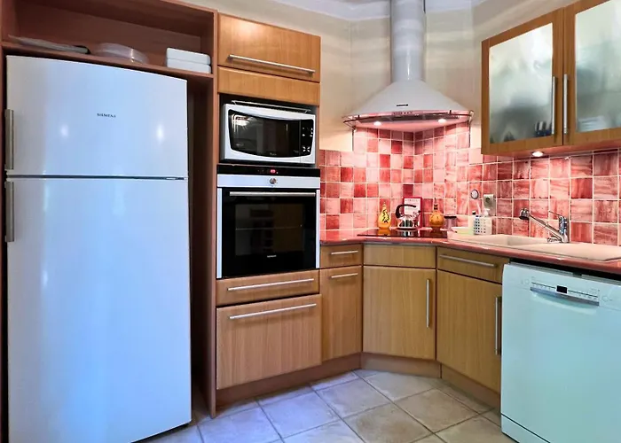 Villa-cyprès-la-polynésie-giens Villa *