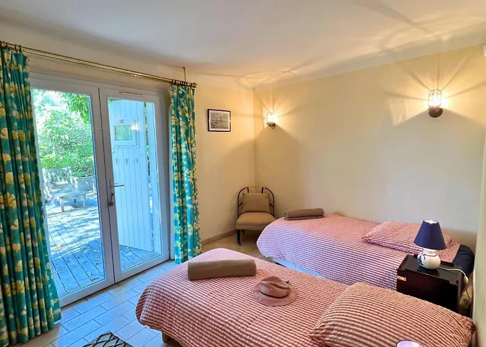 Villa-cyprès-la-polynésie-giens *