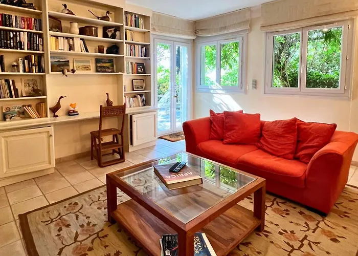 Villa-cypres-la-polynesie-giens 히에레