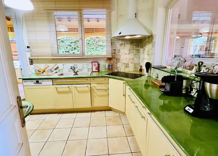 Villa-cyprès-la-polynésie-giens * Hyères