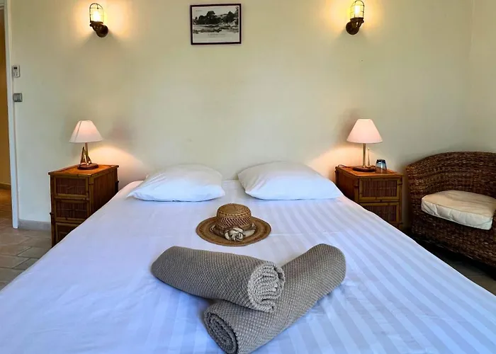 Villa-cyprès-la-polynésie-giens Villa Hyères